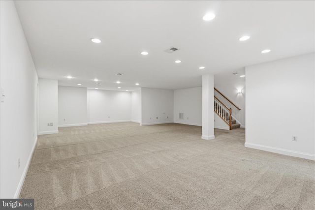 8277 ROXBOROUGH LOOP, Gainesville, VA 20155