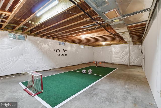 8277 ROXBOROUGH LOOP, Gainesville, VA 20155