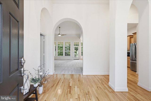 8277 ROXBOROUGH LOOP, Gainesville, VA 20155