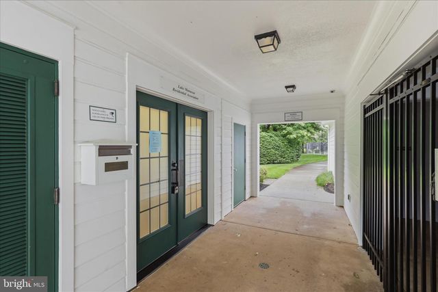 8277 ROXBOROUGH LOOP, Gainesville, VA 20155