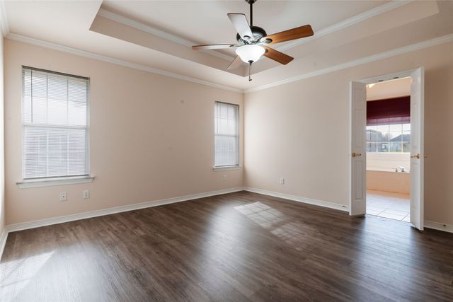 111 Fox Trail, Red Oak, TX 75154