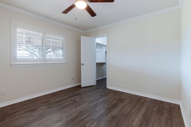 111 Fox Trail, Red Oak, TX 75154