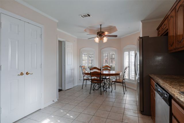 111 Fox Trail, Red Oak, TX 75154