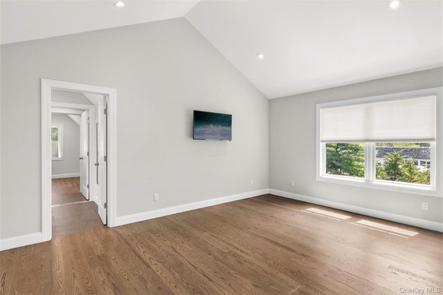 134 Montauk Highway, Westhampton, NY 11977