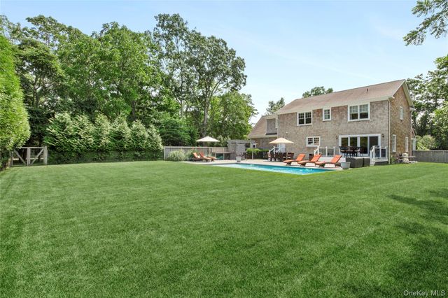 134 Montauk Highway, Westhampton, NY 11977