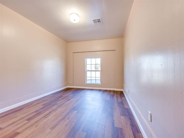 1304 Locust Drive, Midwest City, OK 73110