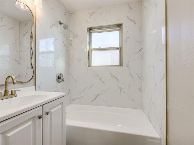 1304 Locust Drive, Midwest City, OK 73110