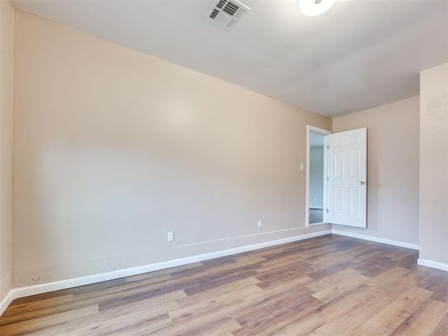 1304 Locust Drive, Midwest City, OK 73110