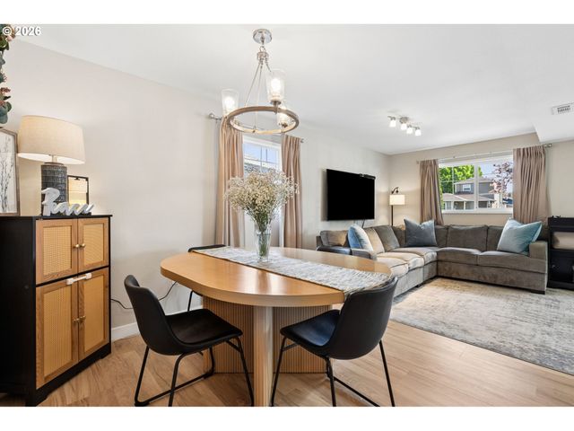 9633 N PORTSMOUTH Ave, Portland, OR 97203