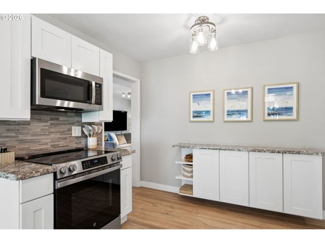 9633 N PORTSMOUTH Ave, Portland, OR 97203