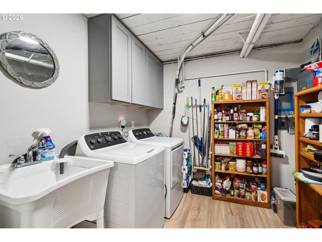 9633 N PORTSMOUTH Ave, Portland, OR 97203