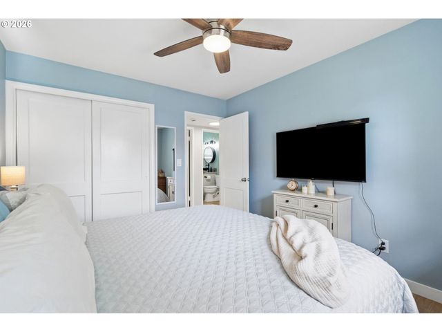 9633 N PORTSMOUTH Ave, Portland, OR 97203