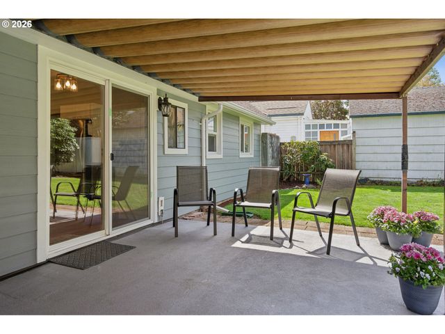 9633 N PORTSMOUTH Ave, Portland, OR 97203