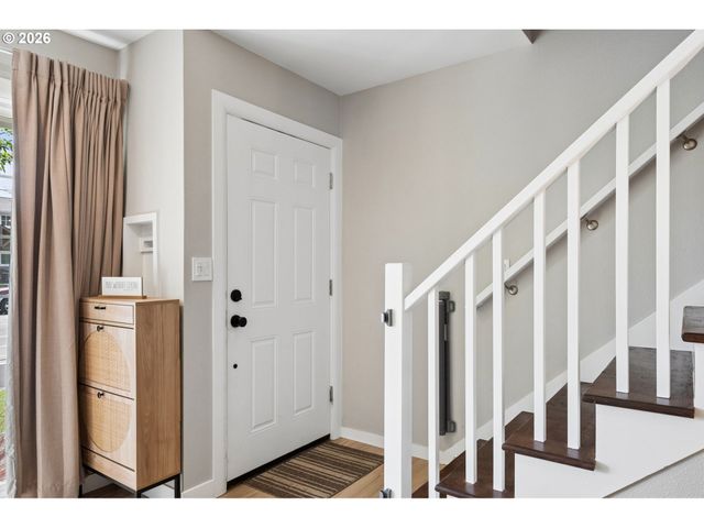 9633 N PORTSMOUTH Ave, Portland, OR 97203