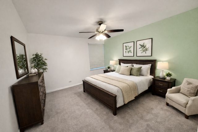 5880 Forest View Road A, Lisle, IL 60532