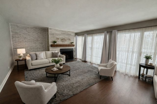 5880 Forest View Road A, Lisle, IL 60532