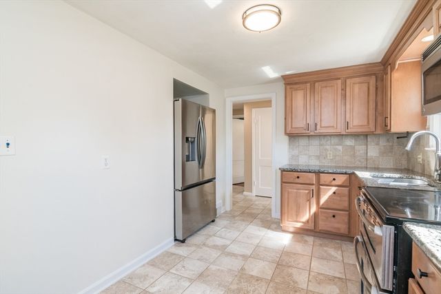 73 Catalpa Ter, Springfield, MA 01119