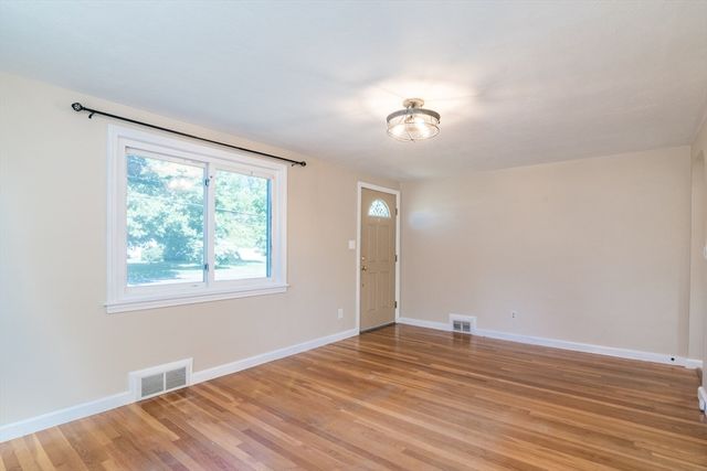 73 Catalpa Ter, Springfield, MA 01119