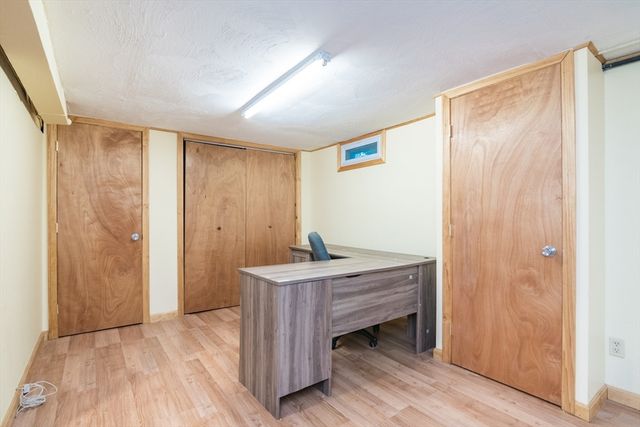 73 Catalpa Ter, Springfield, MA 01119
