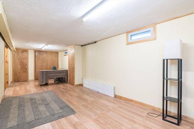 73 Catalpa Ter, Springfield, MA 01119