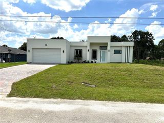 515 Broadway AVE, Lehigh Acres, FL 33972