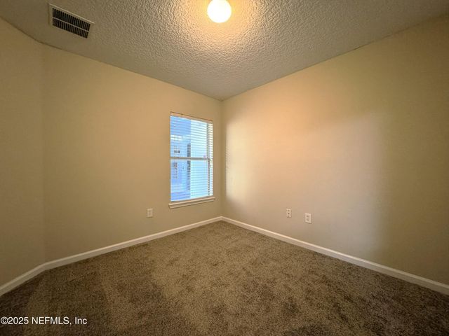3680 KIRKPATRICK Circle 11, Jacksonville, FL 32210