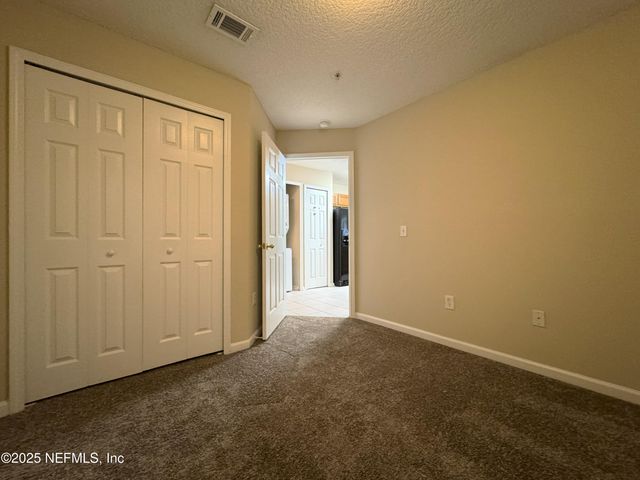 3680 KIRKPATRICK Circle 11, Jacksonville, FL 32210