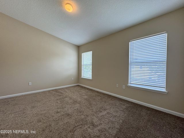 3680 KIRKPATRICK Circle 11, Jacksonville, FL 32210