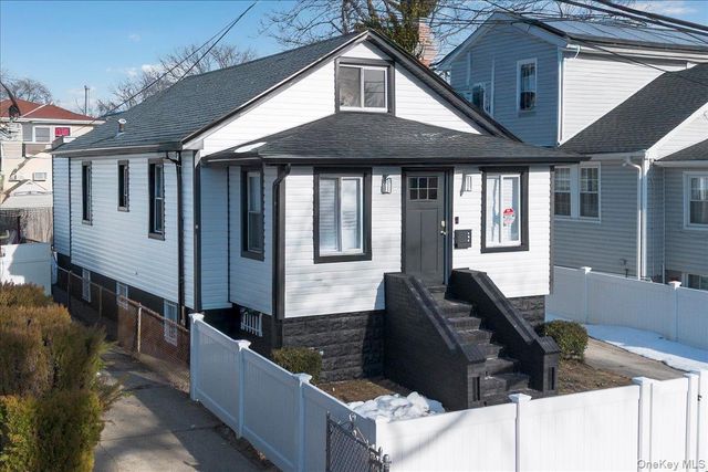 13451 173rd Street, Jamaica, NY 11434