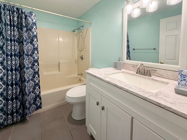 79 Lorchris St, Leominster, MA 01453
