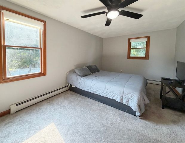 79 Lorchris St, Leominster, MA 01453