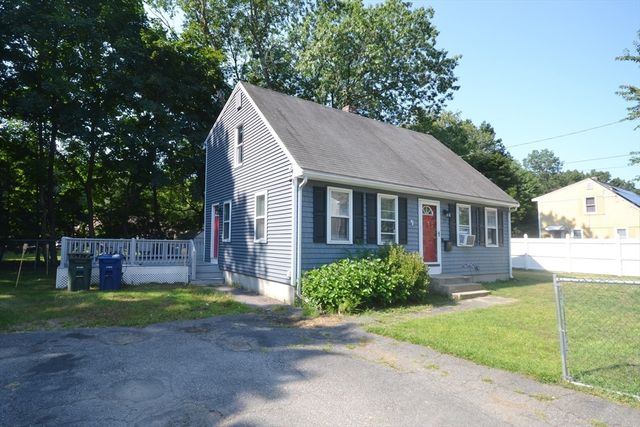 79 Lorchris St, Leominster, MA 01453