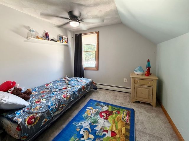 79 Lorchris St, Leominster, MA 01453