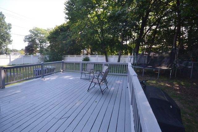 79 Lorchris St, Leominster, MA 01453