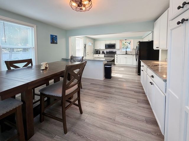 79 Lorchris St, Leominster, MA 01453