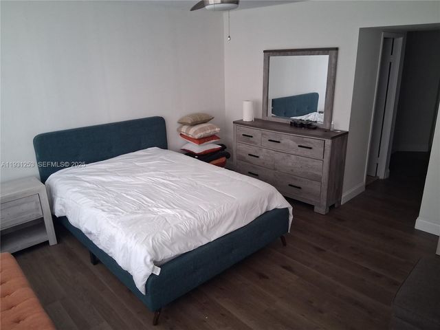 1750 NE 191st St 104-1, Miami, FL 33179