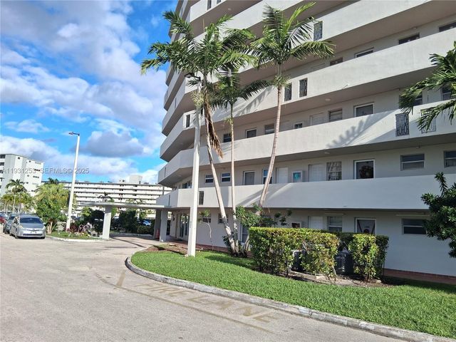 1750 NE 191st St 104-1, Miami, FL 33179