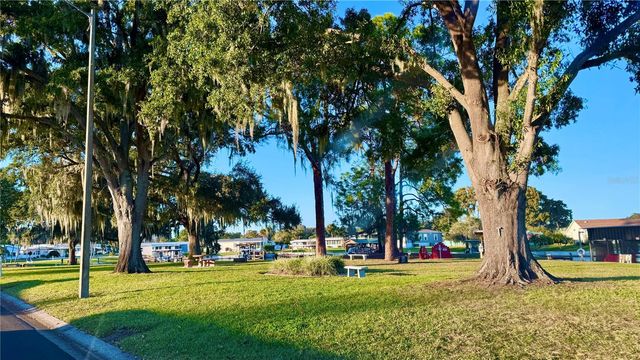 722 LANDRY LANE, Tavares, FL 32778