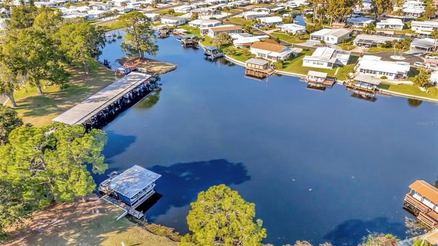 722 LANDRY LANE, Tavares, FL 32778