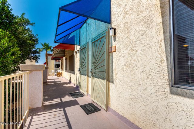 12123 W BELL Road 339, Surprise, AZ 85378