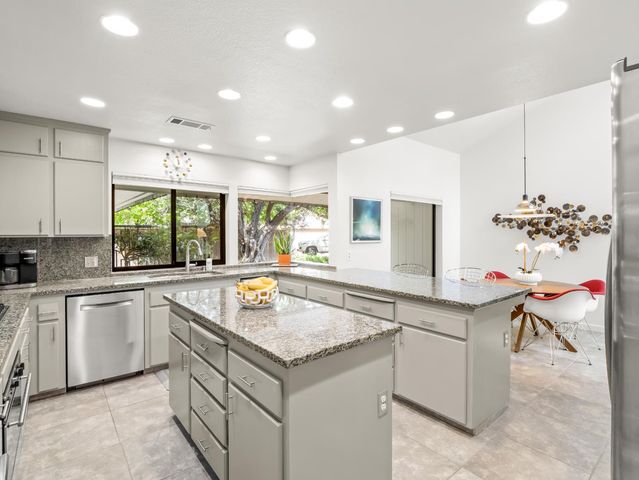3715 W Birch Avenue, Fresno, CA 93711