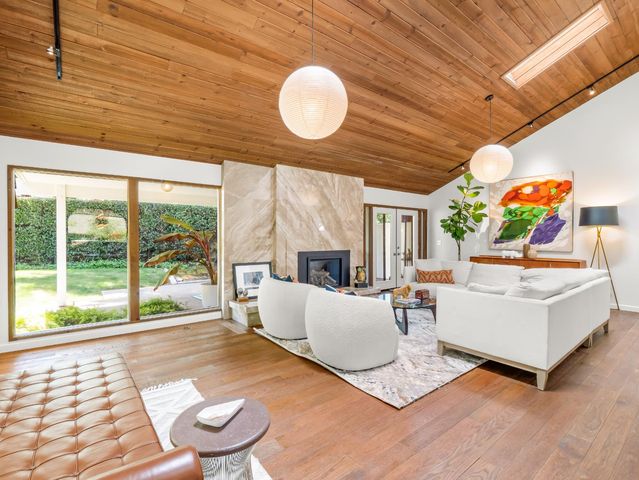 3715 W Birch Avenue, Fresno, CA 93711