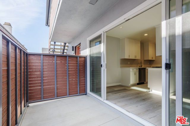 1116 San Rafael Avenue 2, Glendale, CA 91202