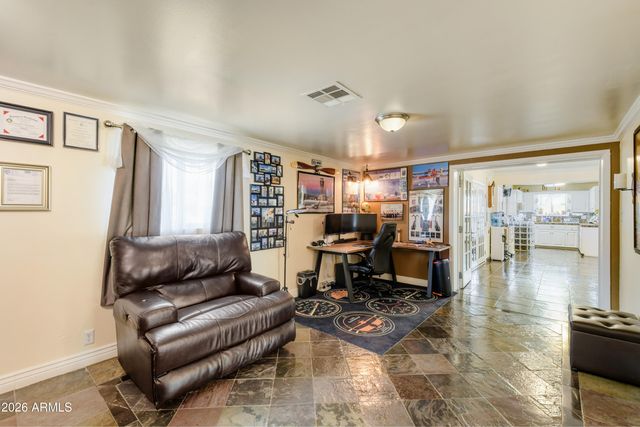 6546 W SURREY Avenue, Glendale, AZ 85304