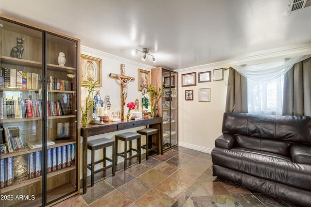 6546 W SURREY Avenue, Glendale, AZ 85304