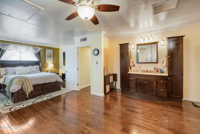 6546 W SURREY Avenue, Glendale, AZ 85304