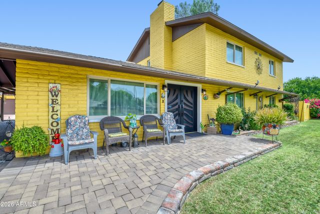 6546 W SURREY Avenue, Glendale, AZ 85304