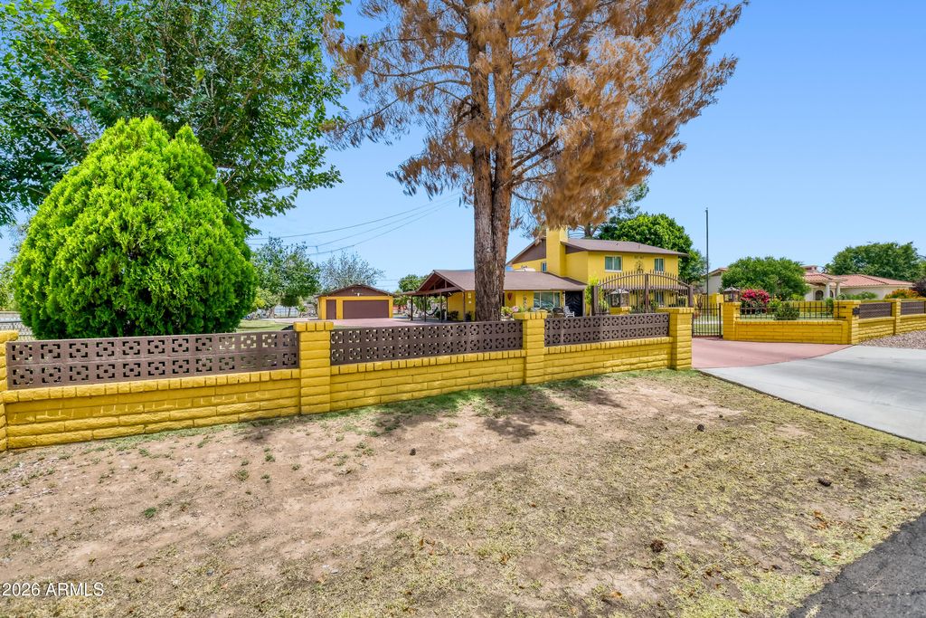 6546 W SURREY Avenue, Glendale, AZ 85304 — photo 3