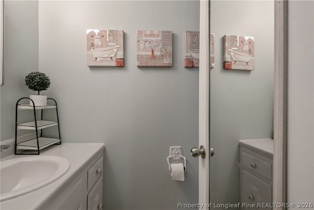 1810 Ashton Road, Fayetteville, NC 28304