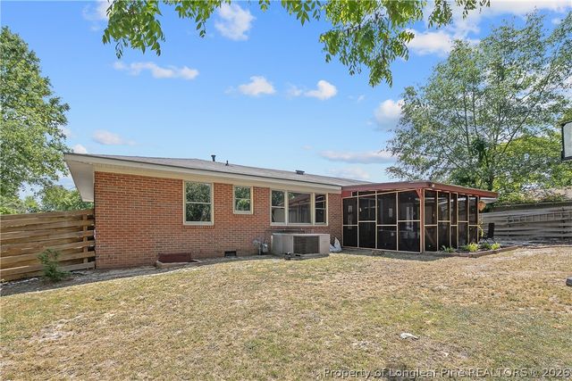 1810 Ashton Road, Fayetteville, NC 28304